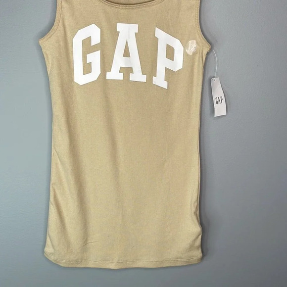 GAP NWT Ribbed Logo Boyfriend Tank Khaki Sand Top Size XS - Picture 4 of 8